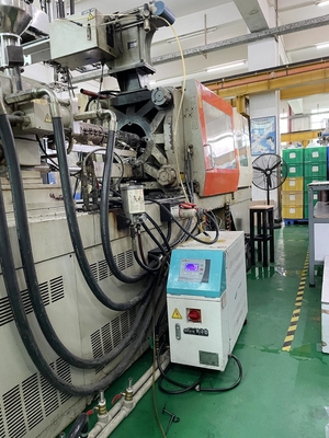 Tipo producción del aceite de For Plastic Parts del regulador de los temporeros del molde de 380V 50Hz