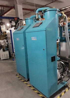 Máquina de carga automática de 200 metros de distancia con motor de 15 kW para una carga rápida y suave de plástico