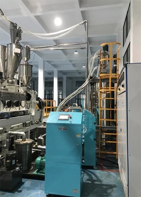 Alimentador auto separado del cargador del vacío plástico para la protuberancia de la inyección
