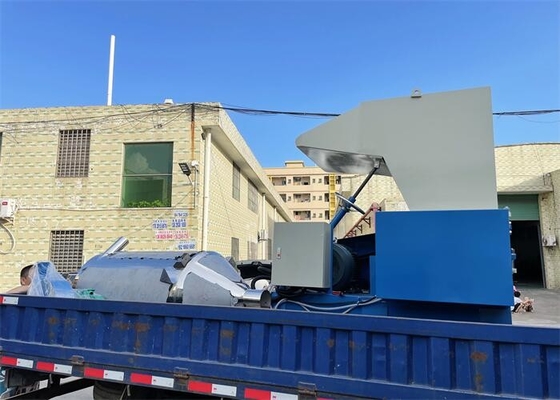 Gray Central Granulating Granulator Plastic que recicla velocidad de la máquina de la trituradora