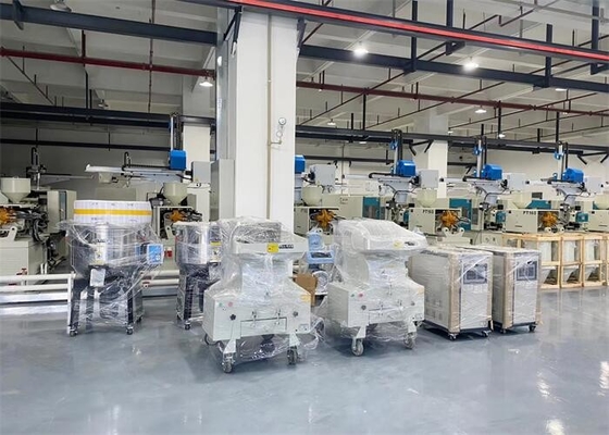 Pulverizador plástico 220V/380V/415V/600V de la máquina del granulador de la velocidad rápida
