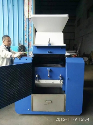 Pulverizador plástico 220V/380V/415V/600V de la máquina del granulador de la velocidad rápida