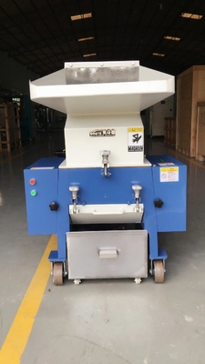 Máquina de alta velocidad OG-10FS Gray Color del pulverizador del granulador de los defectos plásticos 7.5KW