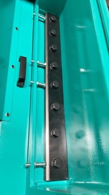 SKD-11 granulador plástico de alta velocidad de la trituradora del granulador 3.75KW para el corte del defecto