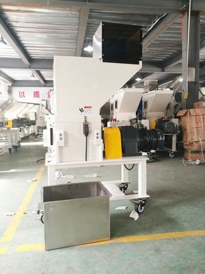 Amoladora plástica de poca velocidad blanca OG-1LS del granulador 1.5KW 20 Kg/H de la capacidad