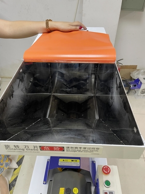 Amoladora plástica industrial de poca velocidad OG-2LS del granulador de la trituradora para los defectos de los rabos de colada