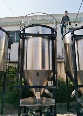 El SUS pulió la licuadora plástica vertical de la mezcladora semi automática para los gránulos