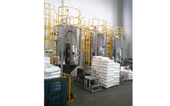 Compartimiento de acero inoxidable 80L - 1000L del tanque de almacenamiento de la pelotilla OST-460 para almacenar plástico