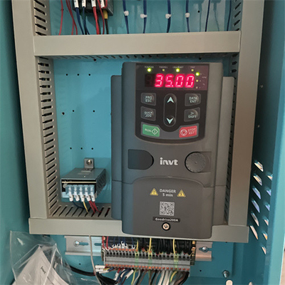 Máquina de mezcla 380V del secador del cristalizador de la refrigeración por aire 35KW para la producción industrial